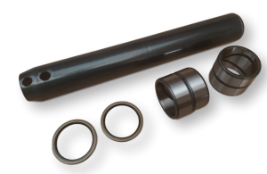 SWORZEŃ ŁYŻKI + TULEJE CAT M313 M315 M316 M318