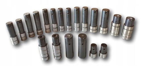 SWORZNIE-TULEJE-LYZKI-KOMATSU-WB91-WB93-WB95-WB97 (1).jpg