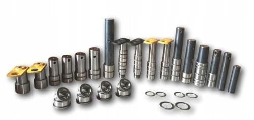 SWORZNIE-TULEJE-LYZKA-KOMATSU-WB91-WB93-WB95-WB97-R5-S5 (1).jpg