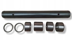 SWORZEŃ MOSTU + Tuleje CASE 580 590 SM SLE SK